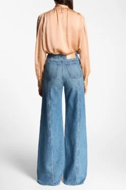 ULLA JOHNSON The Delphine Jean - Danube 10 ULLA JOHNSON The Delphine Jean - Danube -ULLA JOHNSON Outlet DELPHINE DENIM0890 ALT3