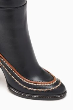 ULLA JOHNSON Arlette Knee High Boot - Noir -ULLA JOHNSON Outlet FA231013 KNEEHIGHBOOTWITHSTITCHDETAIL NOIR c r web