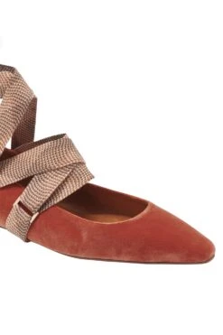 ULLA JOHNSON Arlo Ribbon Ballet Flat - Redwood -ULLA JOHNSON Outlet FA231017 RIBBONBALLET AMBERVELVET c r
