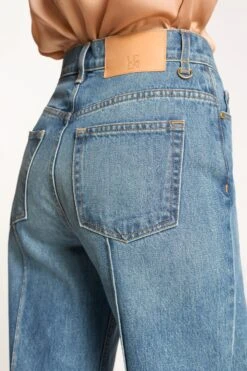 ULLA JOHNSON The Genevieve Jean - Danube 12 ULLA JOHNSON The Genevieve Jean - Danube -ULLA JOHNSON Outlet GENEVIEVE DENIM0523 ALT5