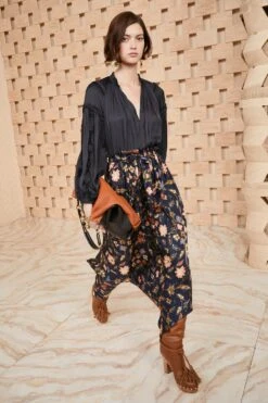 ULLA JOHNSON Maeve Blouse - Noir -ULLA JOHNSON Outlet SHOT 105 0154 ULLA JOHNSON MAEVE BLOUSE NOIR UJ990237 view 1