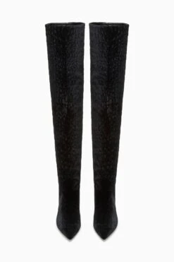 ULLA JOHNSON Carolina Over The Knee Boot - Noir 14 ULLA JOHNSON Carolina Over The Knee Boot - Noir -ULLA JOHNSON Outlet UJ43315C CAROLINAOVERTHEKNEEBOOT NOIRVELVETCROC d web