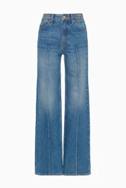 ULLA JOHNSON The Agatha Jean - Danube