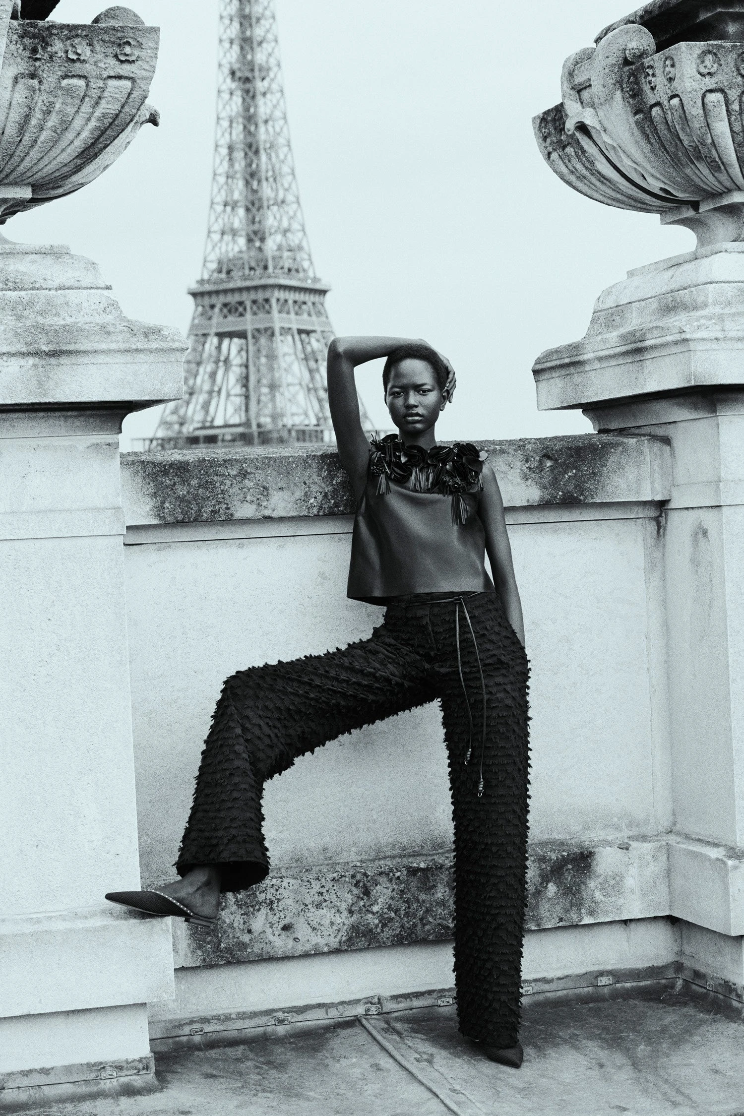 ULLA JOHNSON Marlowe Floral Applique Leather Top - Noir 6 ULLA JOHNSON Marlowe Floral Applique Leather Top - Noir - Image 6