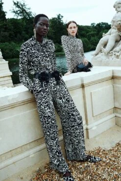 ULLA JOHNSON Delvine Blouse - Spotted Jasper 13 ULLA JOHNSON Delvine Blouse - Spotted Jasper -ULLA JOHNSON Outlet UJ PS26 1500x2250 6 8c693a30 ecd4 4936 a7af a9c51176a8c7