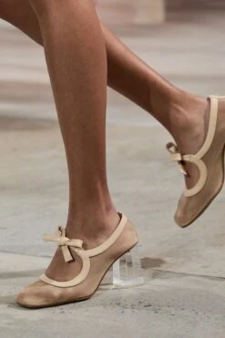 ULLA JOHNSON Cecily Heel - Sand -ULLA JOHNSON Outlet UJ SS25 2x3 DETAILS 4