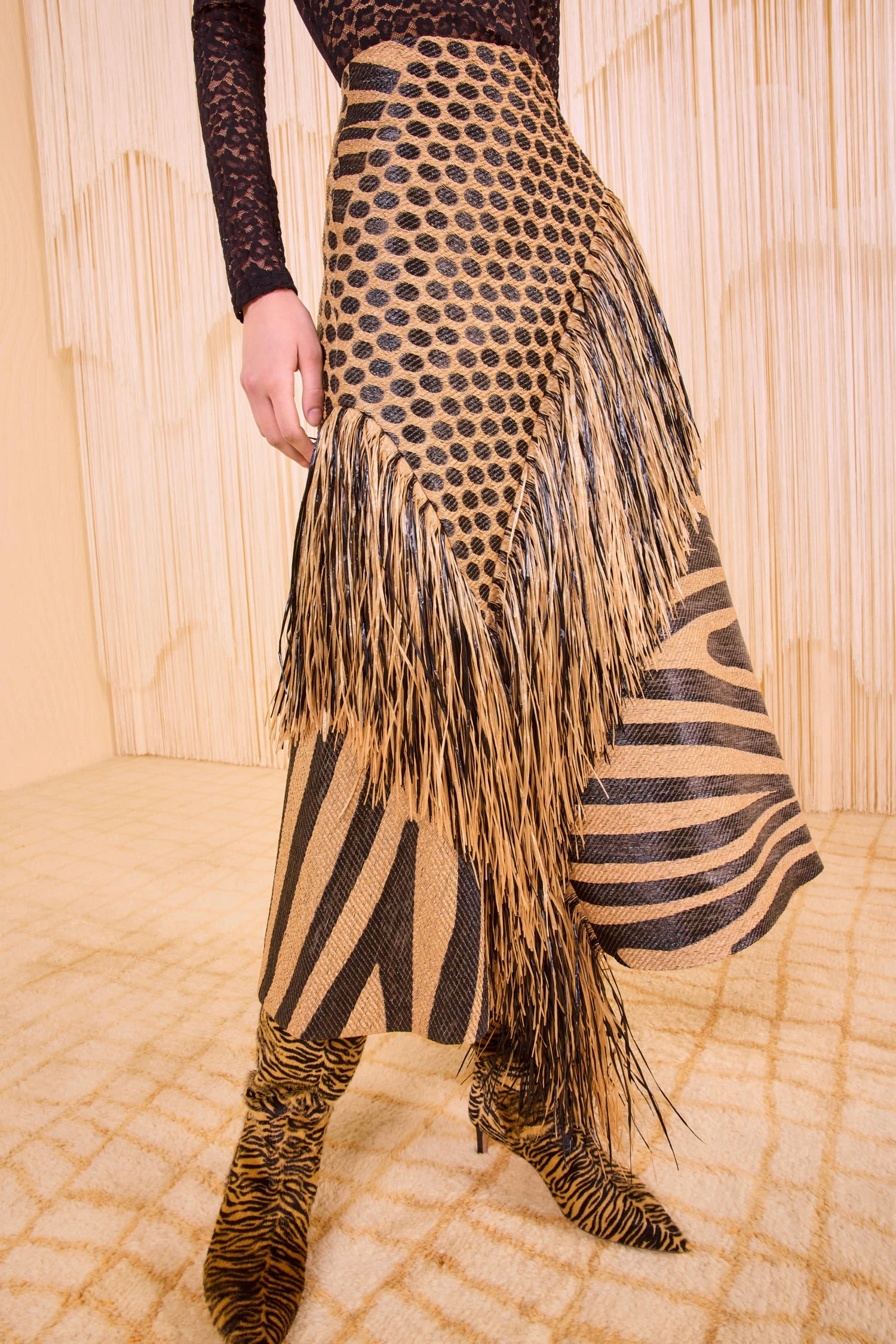 ULLA JOHNSON Arden Asymmetric Fringe Skirt - Tapir 2 ULLA JOHNSON Arden Asymmetric Fringe Skirt - Tapir - Image 2