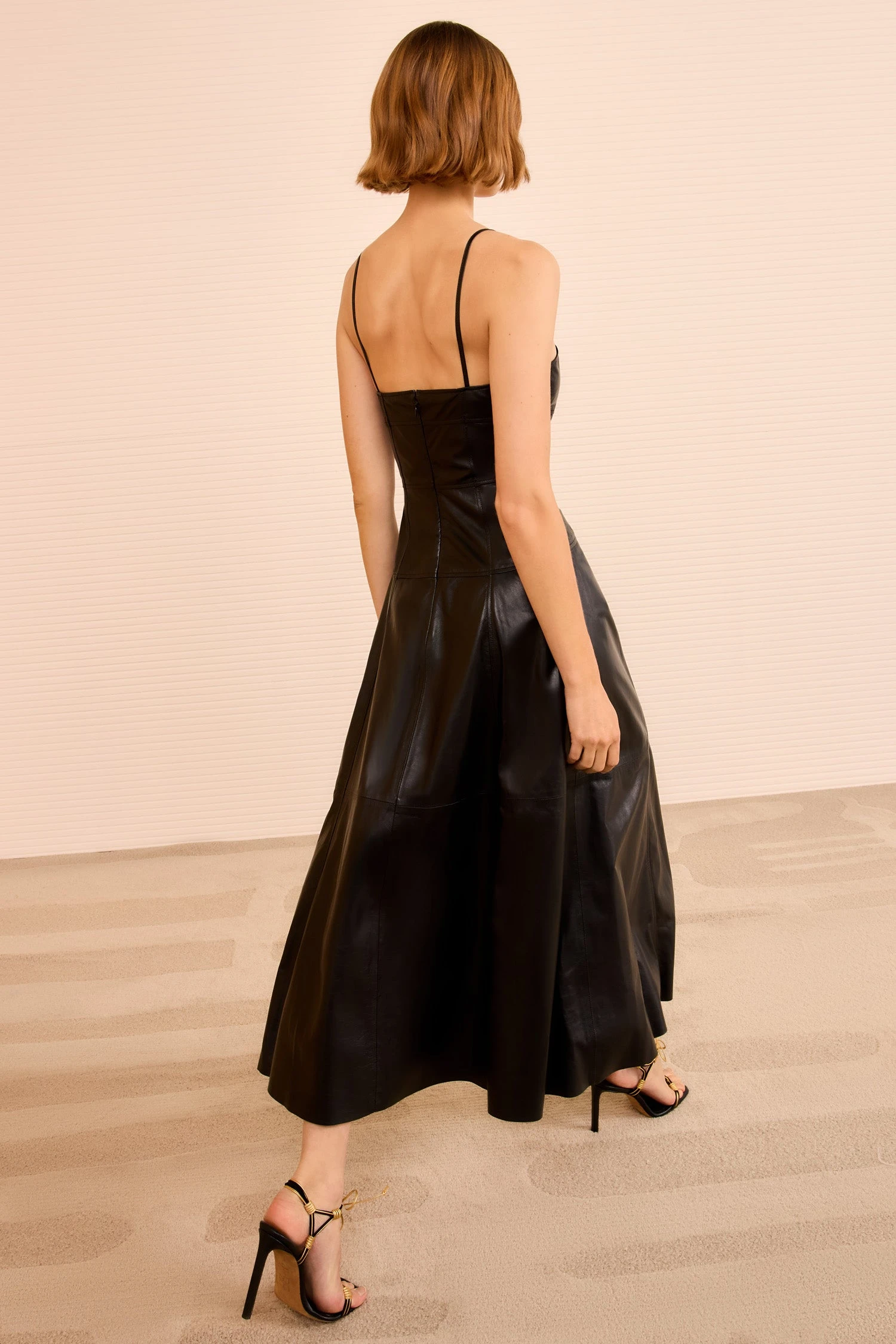 ULLA JOHNSON Adelina Midi Leather Dress - Noir 4 ULLA JOHNSON Adelina Midi Leather Dress - Noir - Image 4