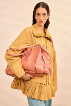 ULLA JOHNSON Adria Large Tote - Rose -ULLA JOHNSON Outlet ULLAJOHNSON AdriaPleatedWaveTote ROSE PS261172 02 Alt