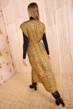 ULLA JOHNSON Agathe Metallic Short Sleeve Coat - Oro 11 ULLA JOHNSON Agathe Metallic Short Sleeve Coat - Oro -ULLA JOHNSON Outlet ULLAJOHNSON AgatheMetallicShortSleeveCoat ORO FA251215 04