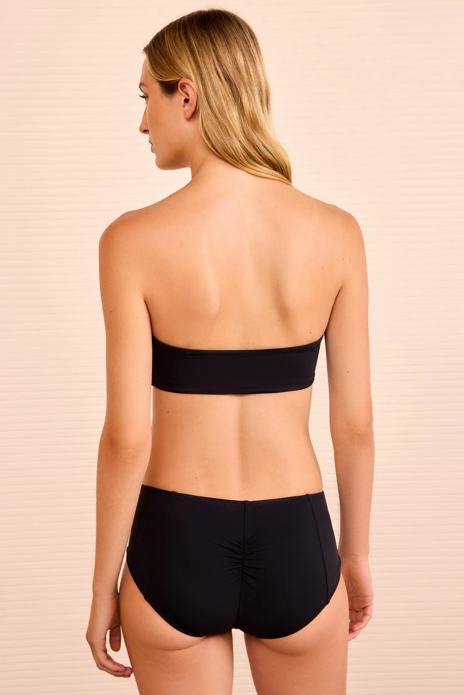 ULLA JOHNSON Amalfi Mid Rise Bikini Bottom - Noir 4 ULLA JOHNSON Amalfi Mid Rise Bikini Bottom - Noir - Image 4