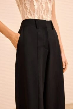 ULLA JOHNSON Ames Barrell Leg Trouser - Noir -ULLA JOHNSON Outlet ULLAJOHNSON AmesBarrellLegTrouser NOIR PS260406 03 da294851 1526 4513 ab28 8cfb2878b22e