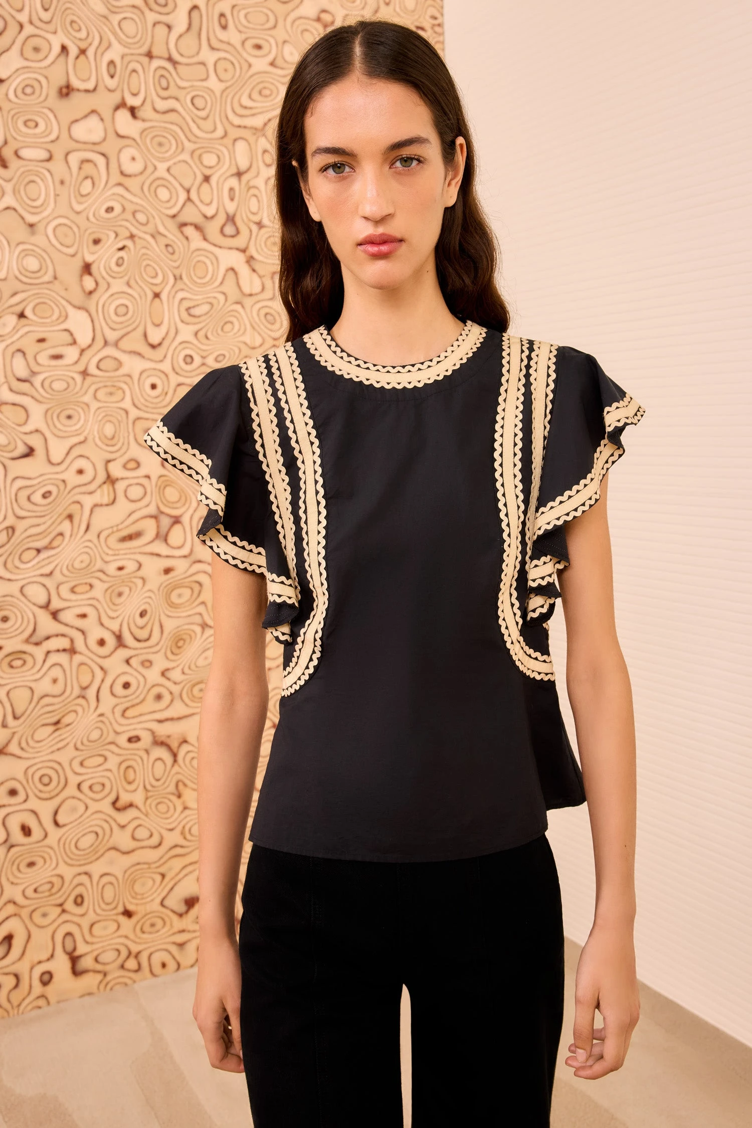 ULLA JOHNSON Anora Flutter Sleeve Top - Noir 3 ULLA JOHNSON Anora Flutter Sleeve Top - Noir - Image 3