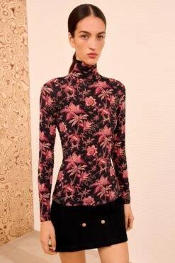 ULLA JOHNSON Aurelia Jersey Long Sleeve Turtleneck - Midnight Lily 6 ULLA JOHNSON Aurelia Jersey Long Sleeve Turtleneck - Midnight Lily -ULLA JOHNSON Outlet ULLAJOHNSON AureliaJerseyLongSleeveTurtleneck MIDNIGHTLILY PS260817 03