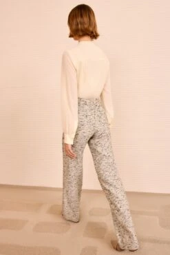 ULLA JOHNSON Blanca Straight Leg Pant - Flax -ULLA JOHNSON Outlet ULLAJOHNSON BlancaLinenPant FLAX PS260405 05 88c75f8e 3ad1 489a b74a 4a6ea52e2454