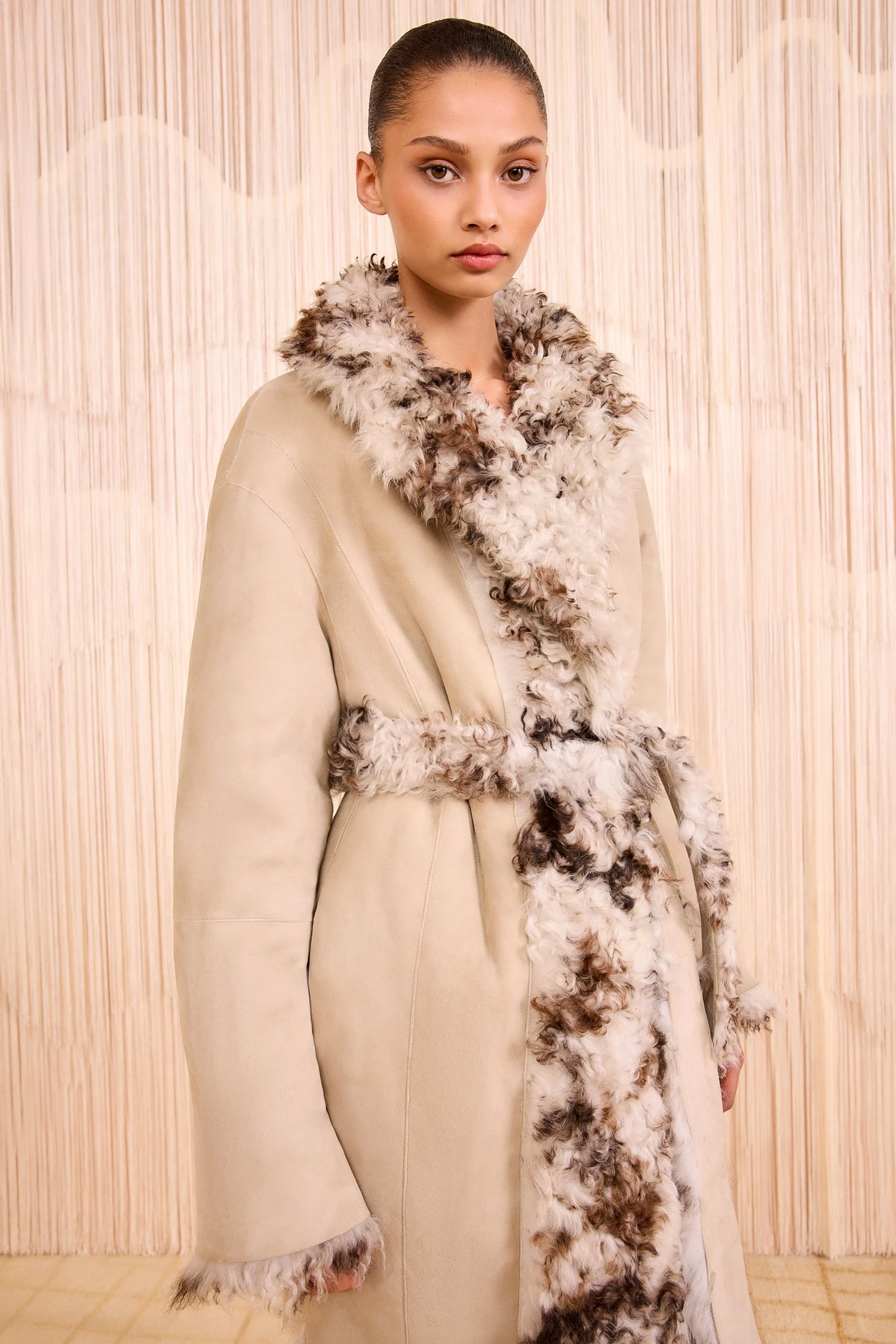 ULLA JOHNSON Ceryse Long Shearling Coat - Pietra 7 ULLA JOHNSON Ceryse Long Shearling Coat - Pietra - Image 7