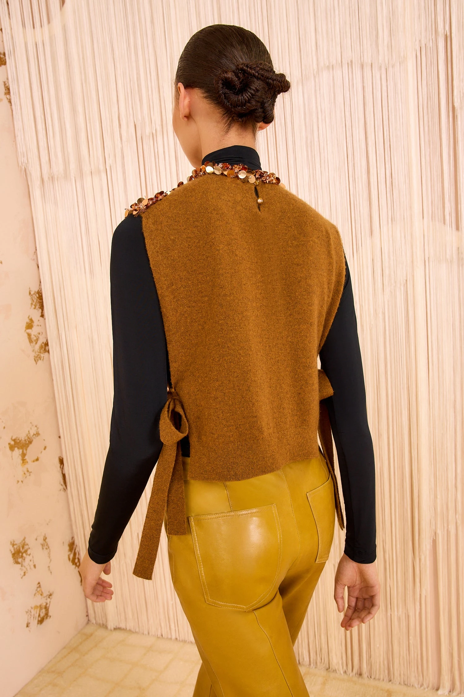 ULLA JOHNSON Cosima Embroidered Cashmere Vest - Umber 4 ULLA JOHNSON Cosima Embroidered Cashmere Vest - Umber - Image 4