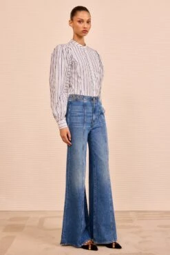 ULLA JOHNSON The Delphine Jean - Danube 13 ULLA JOHNSON The Delphine Jean - Danube -ULLA JOHNSON Outlet ULLAJOHNSON DELPHINEJEAN DANUBE UJ9904050 01 Main