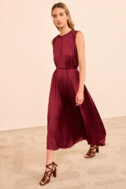 ULLA JOHNSON Fianna Pleated Midi Dress - Claret