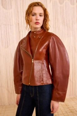 ULLA JOHNSON Ilaria Leather Jacket - Wenge 7 ULLA JOHNSON Ilaria Leather Jacket - Wenge -ULLA JOHNSON Outlet ULLAJOHNSON IlariaLeatherJacket WENGE FA250505 03 691c0ac4 9fd4 4cd8 a74a ca3d9fa466e5