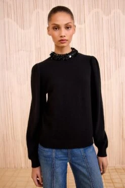 ULLA JOHNSON Kalani Embroidered Cashmere Long Sleeve - Noir 6 ULLA JOHNSON Kalani Embroidered Cashmere Long Sleeve - Noir -ULLA JOHNSON Outlet ULLAJOHNSON KalaniEmbroideredCashmereLongSleevePullover NOIR FA250723 03