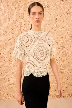 ULLA JOHNSON Maddalena Short Sleeve Hand Crochet Top - Cowrie