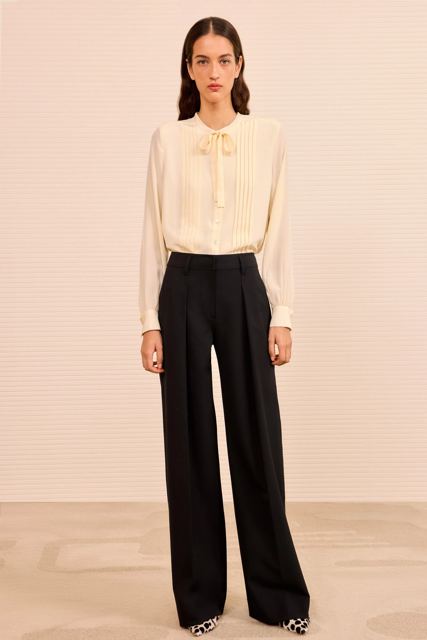 ULLA JOHNSON Mitchell Wide Leg Trouser - Noir 3 ULLA JOHNSON Mitchell Wide Leg Trouser - Noir - Image 3