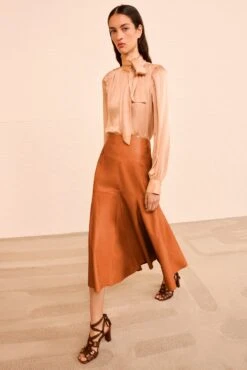 ULLA JOHNSON Noemi Fit And Flare Leather Skirt - Sienna -ULLA JOHNSON Outlet ULLAJOHNSON NoemiFitandFlareLeatherSkirt SIENNA PS260325 03 8226e8de adcb 43ca a234 0294a21b354f