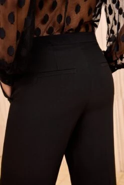 ULLA JOHNSON Ollie Mid–Rise Pants - Noir 8 ULLA JOHNSON Ollie Mid–Rise Pants - Noir -ULLA JOHNSON Outlet ULLAJOHNSON OllieMid RisePants NOIR FA250407 03 c58f0bc8 ab3b 4fd9 b572 40918b12a61e