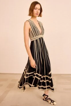 ULLA JOHNSON Palermo Deep V Midi Dress - Noir -ULLA JOHNSON Outlet ULLAJOHNSON PalermoDeepVDress NOIR PS260116 01 MAIN