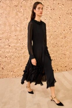 ULLA JOHNSON Rhea Shirt Dress With Ruffle Skirt - Noir 7 ULLA JOHNSON Rhea Shirt Dress With Ruffle Skirt - Noir -ULLA JOHNSON Outlet ULLAJOHNSON RheaButtonUpLongSleeveDress NOIR PS260181 03