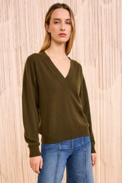 ULLA JOHNSON Ryla Cashmere V&ndash;Neck Pullover - Hunter