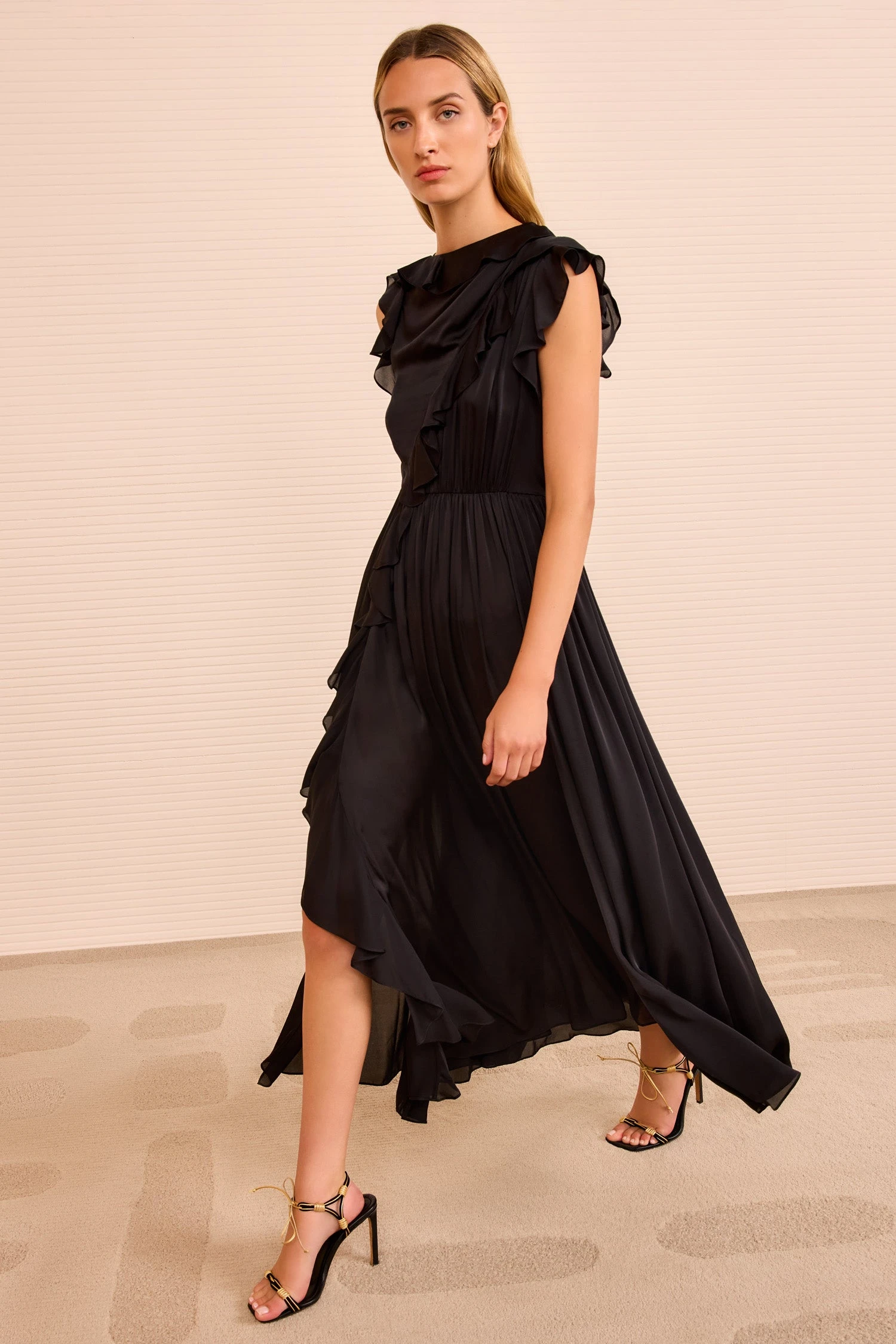 ULLA JOHNSON Saanvi Cascading Ruffle Dress - Noir 4 ULLA JOHNSON Saanvi Cascading Ruffle Dress - Noir - Image 4