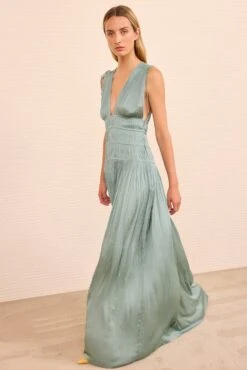 ULLA JOHNSON Tasneem Deep V Gown - Sea Glass -ULLA JOHNSON Outlet ULLAJOHNSON TasneemDeepVGown SEAGLASS PS260100 04 8cf70d00 8324 4e4d b926 855bbdbe89f0