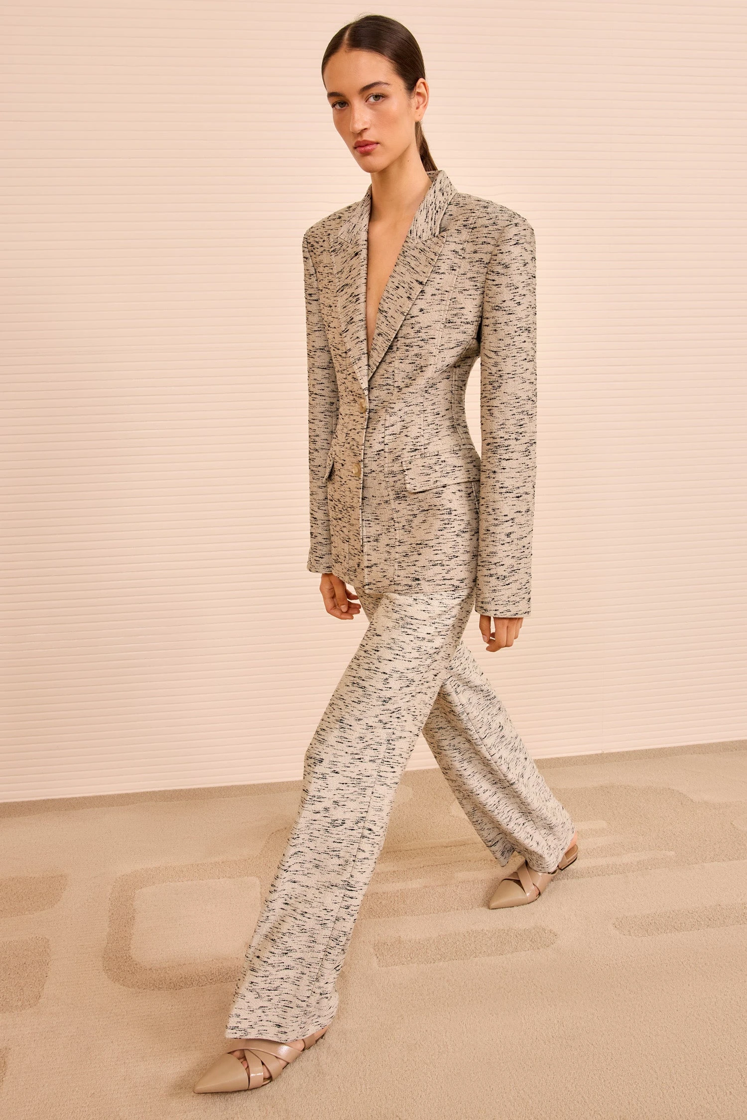 ULLA JOHNSON Tess Single Breasted Jacket - Flax 4 ULLA JOHNSON Tess Single Breasted Jacket - Flax - Image 4