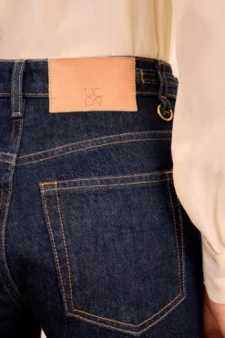 ULLA JOHNSON The Agatha Straight Leg Pintuck Jean - Tigris -ULLA JOHNSON Outlet ULLAJOHNSON TheAgathaMidRiseJean TIGRIS UJ9904061 04