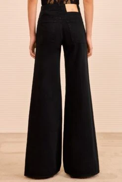 ULLA JOHNSON The Bianca Jean - Noir 11 ULLA JOHNSON The Bianca Jean - Noir -ULLA JOHNSON Outlet ULLAJOHNSON TheBiancaHighRiseJean NOIR UJ9904055 05