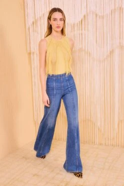 ULLA JOHNSON The Bianca Jean - Danube 13 ULLA JOHNSON The Bianca Jean - Danube -ULLA JOHNSON Outlet ULLAJOHNSON TheBiancaWideLegJean DANUBE UJ9904041 01 MAIN v4