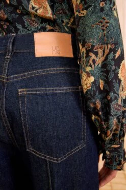 ULLA JOHNSON The Genevieve Jean - Tigris 8 ULLA JOHNSON The Genevieve Jean - Tigris -ULLA JOHNSON Outlet ULLAJOHNSON TheGenevieveHighRiseJean TIGRIS UJ990420 03