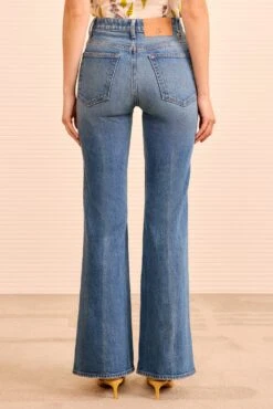 ULLA JOHNSON The Stretch Lou Jean - Danube -ULLA JOHNSON Outlet ULLAJOHNSON TheStretchLouHighRiseJean DANUBE UJ9904060 05