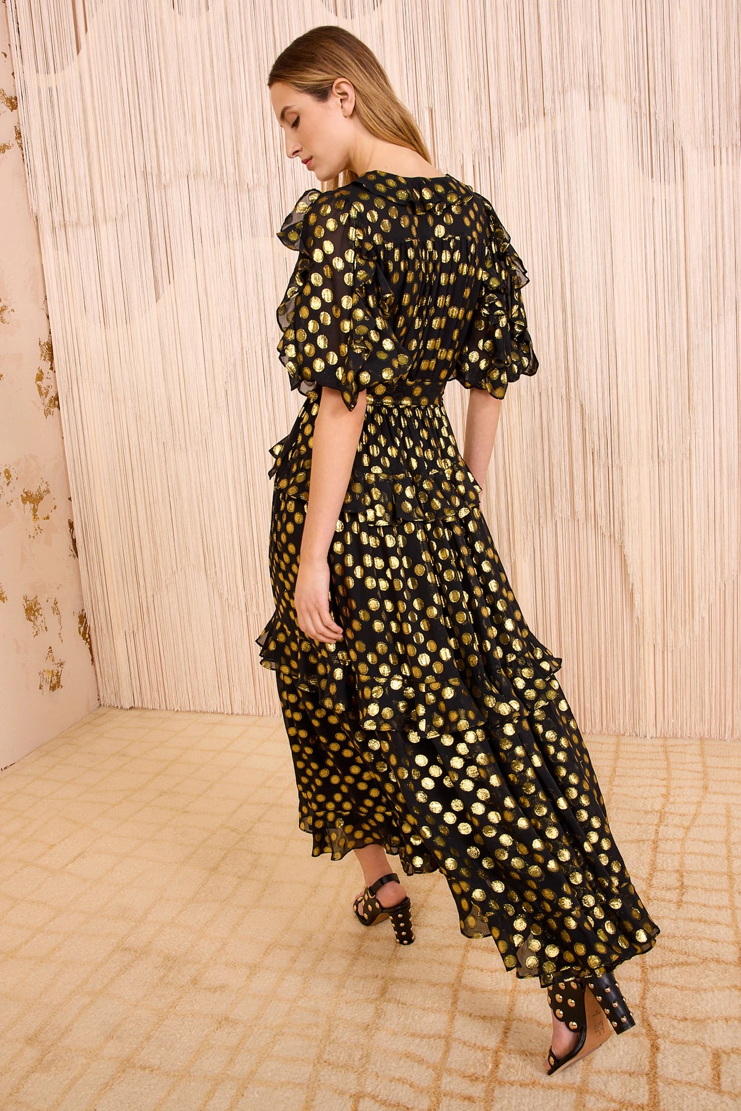 ULLA JOHNSON Tida Silk V–Neck Short Sleeve Midi Dress - Obsidian 4 ULLA JOHNSON Tida Silk V–Neck Short Sleeve Midi Dress - Obsidian - Image 4