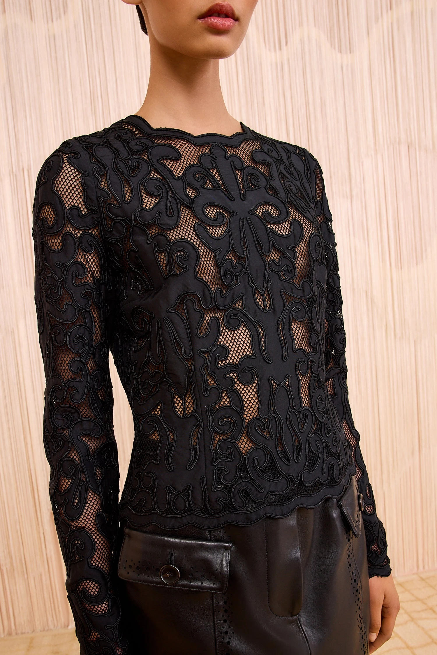 ULLA JOHNSON Ursa Applique Long Sleeve Top - Noir 2 ULLA JOHNSON Ursa Applique Long Sleeve Top - Noir - Image 2