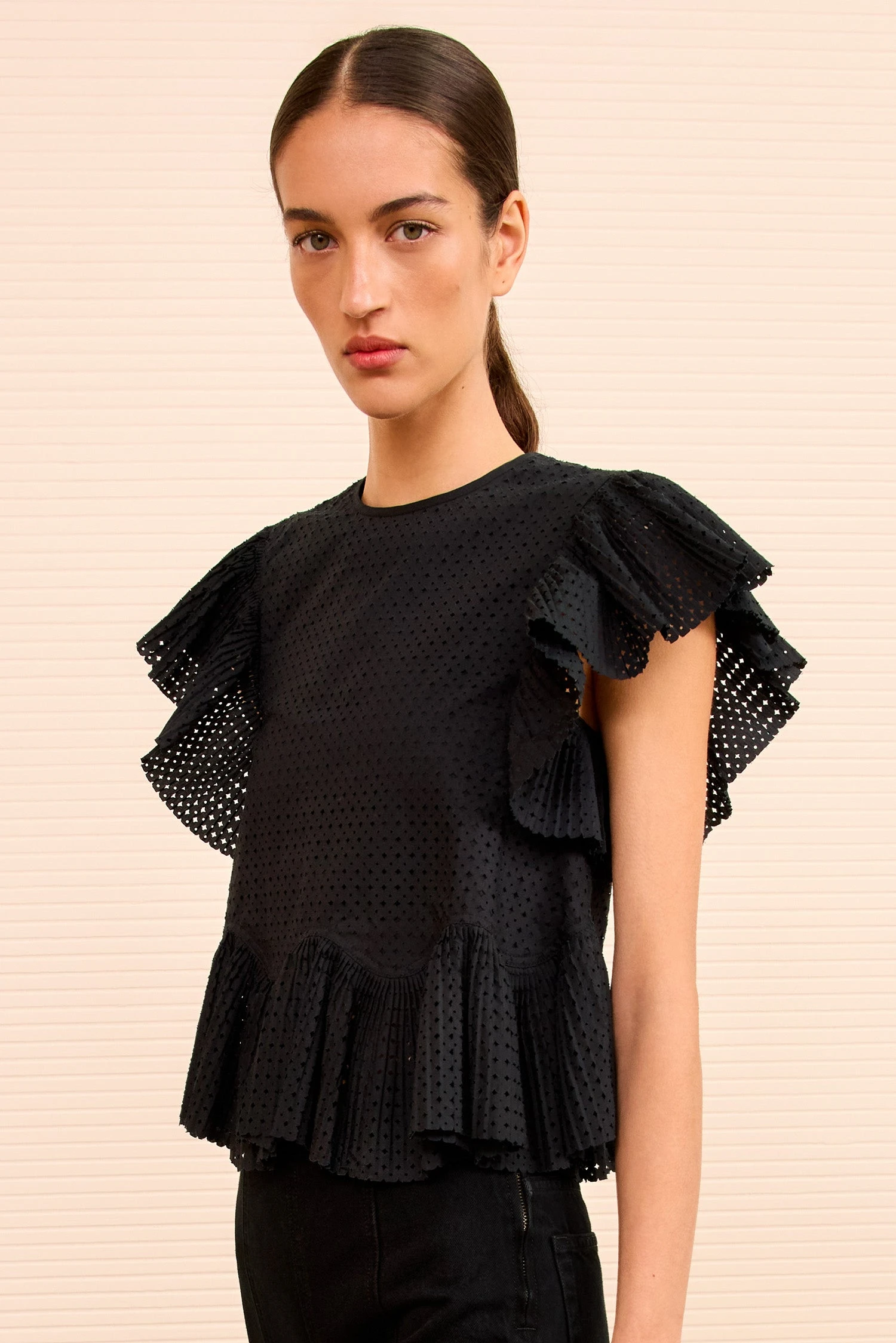 ULLA JOHNSON Veasna Flutter Sleeve Top - Noir 1 ULLA JOHNSON Veasna Flutter Sleeve Top - Noir