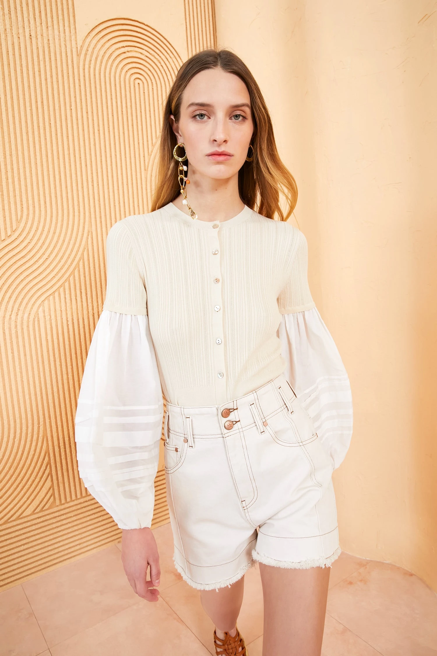 ULLA JOHNSON The Charlotte Short - Cowrie Wash 4 ULLA JOHNSON The Charlotte Short - Cowrie Wash - Image 4