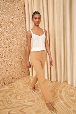 ULLA JOHNSON Callie Top - Alabaster 9 ULLA JOHNSON Callie Top - Alabaster -ULLA JOHNSON Outlet ULLA JOHNSON CallieTop ALABASTER 01 MAIN