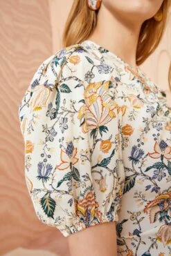 ULLA JOHNSON Elise Top - Gardenia 8 ULLA JOHNSON Elise Top - Gardenia -ULLA JOHNSON Outlet ULLA JOHNSON Elise Top GARDENIA 0056