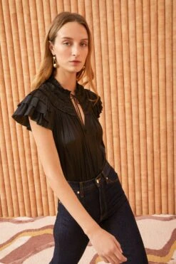 ULLA JOHNSON Eva Top - Noir 9 ULLA JOHNSON Eva Top - Noir -ULLA JOHNSON Outlet ULLA JOHNSON Eva Top Noir 0137