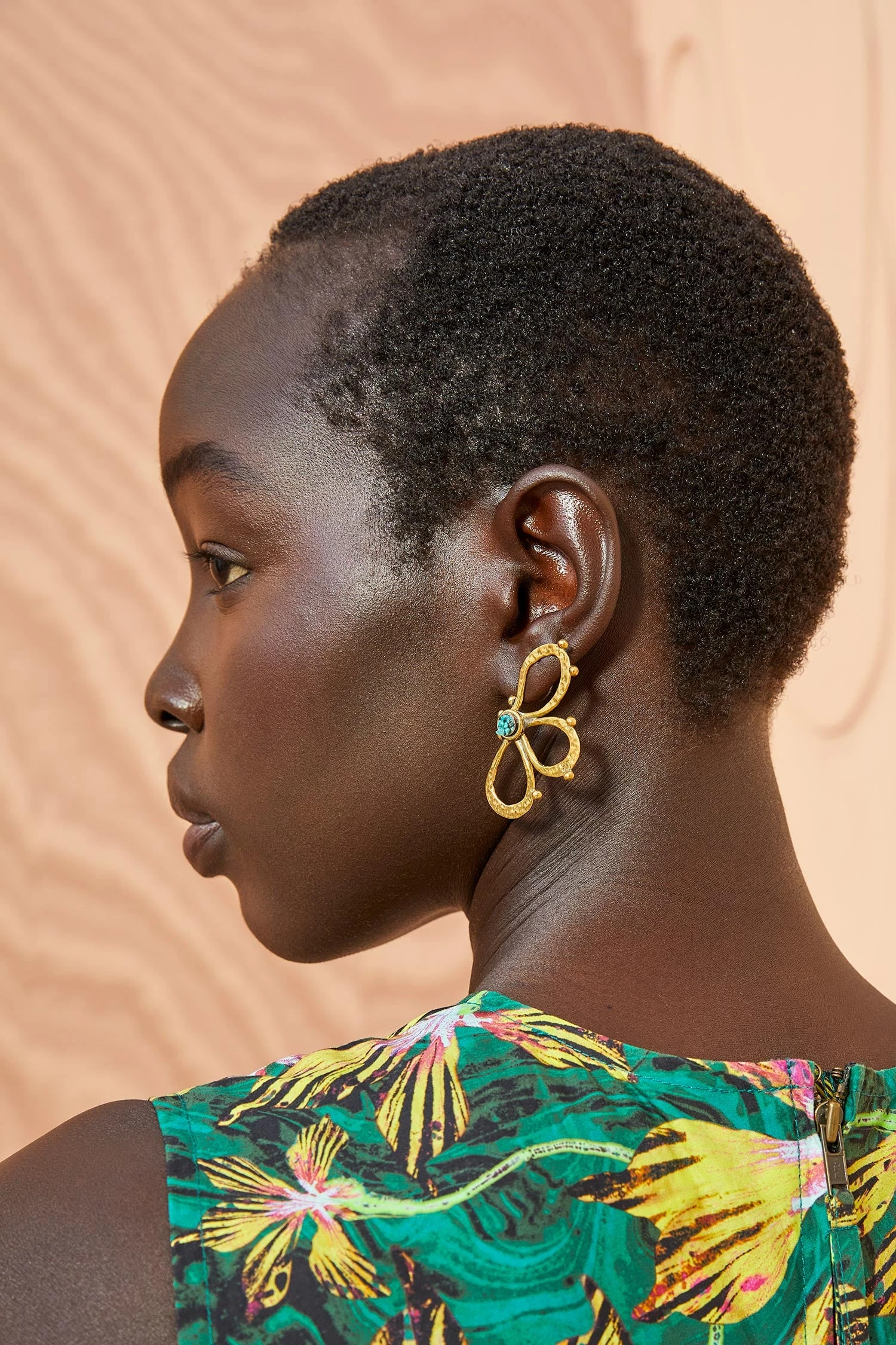 ULLA JOHNSON Hammered Chain Flower Stud - Turquoise 1 ULLA JOHNSON Hammered Chain Flower Stud - Turquoise