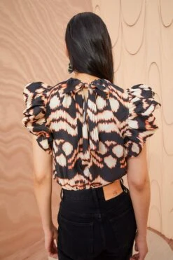 ULLA JOHNSON Iren Top - Obsidian 9 ULLA JOHNSON Iren Top - Obsidian -ULLA JOHNSON Outlet ULLA JOHNSON Iren Top OBSIDIAN 05