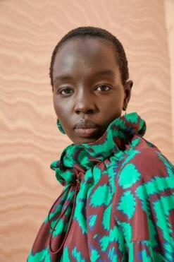 ULLA JOHNSON Kamara Blouse - Malachite 8 ULLA JOHNSON Kamara Blouse - Malachite -ULLA JOHNSON Outlet ULLA JOHNSON Kamara Blouse MALACHITE 02 ALT